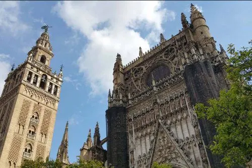 Sevilla Moving - Alojamientos y experiencias