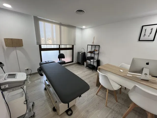 Physiotherapy and Osteopathy Clinic in Madrid - Enric Gallofré
