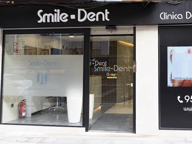 SmileDent Clínica Dental Granada